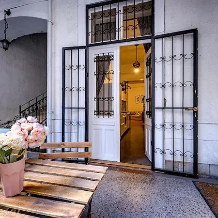 Sunny On The Buda Side Apartment *