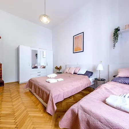 Sunny On The Buda Side * Budapest