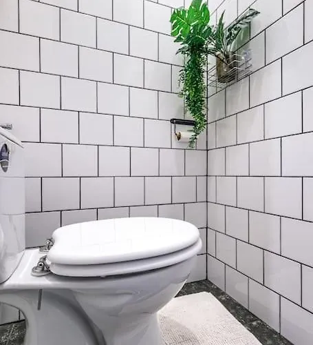 Sunny On The Buda Side