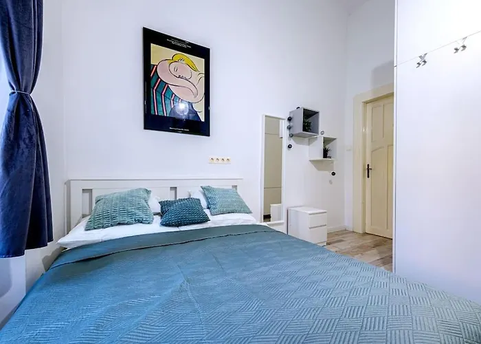 Sunny On The Buda Side דירה