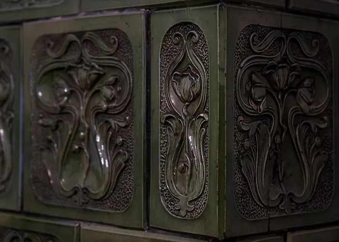 Sunny On The Buda Side בודפשט